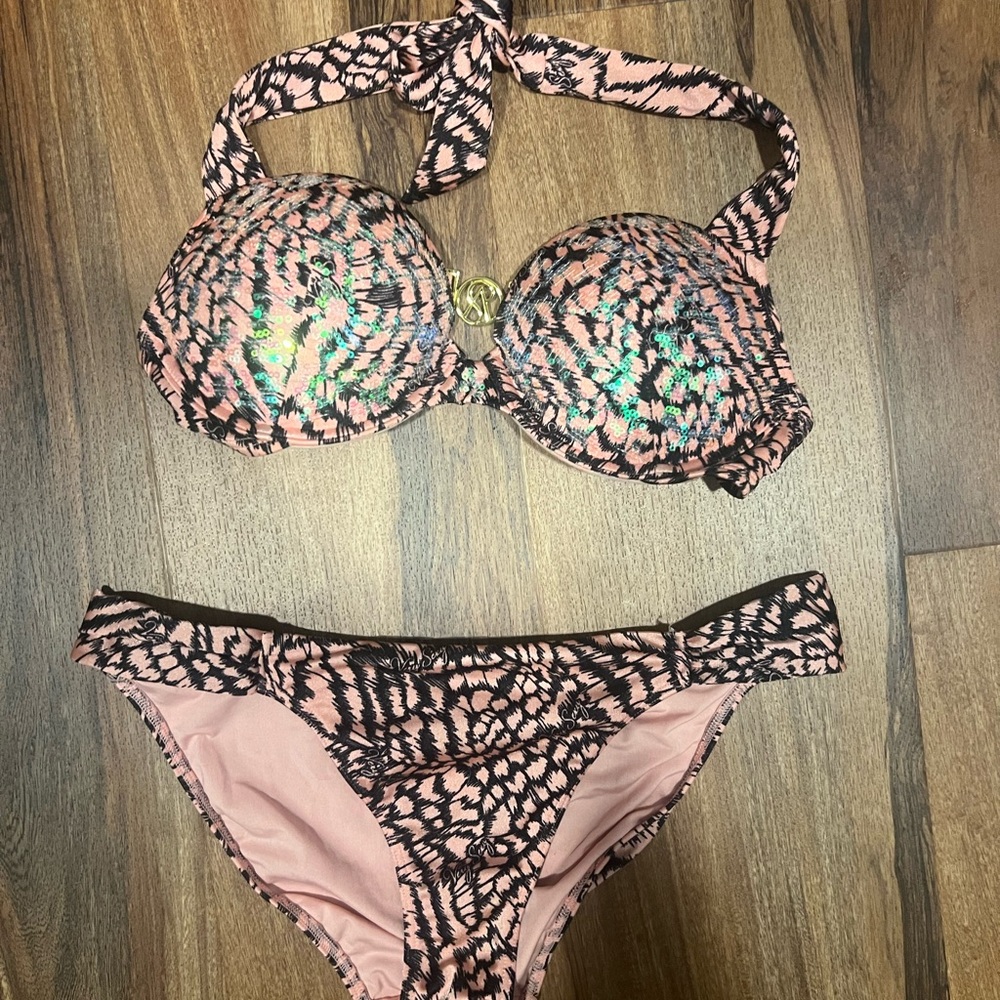 Victoria Secret vintage bombshell Pink and Black Patterned Bikini Set